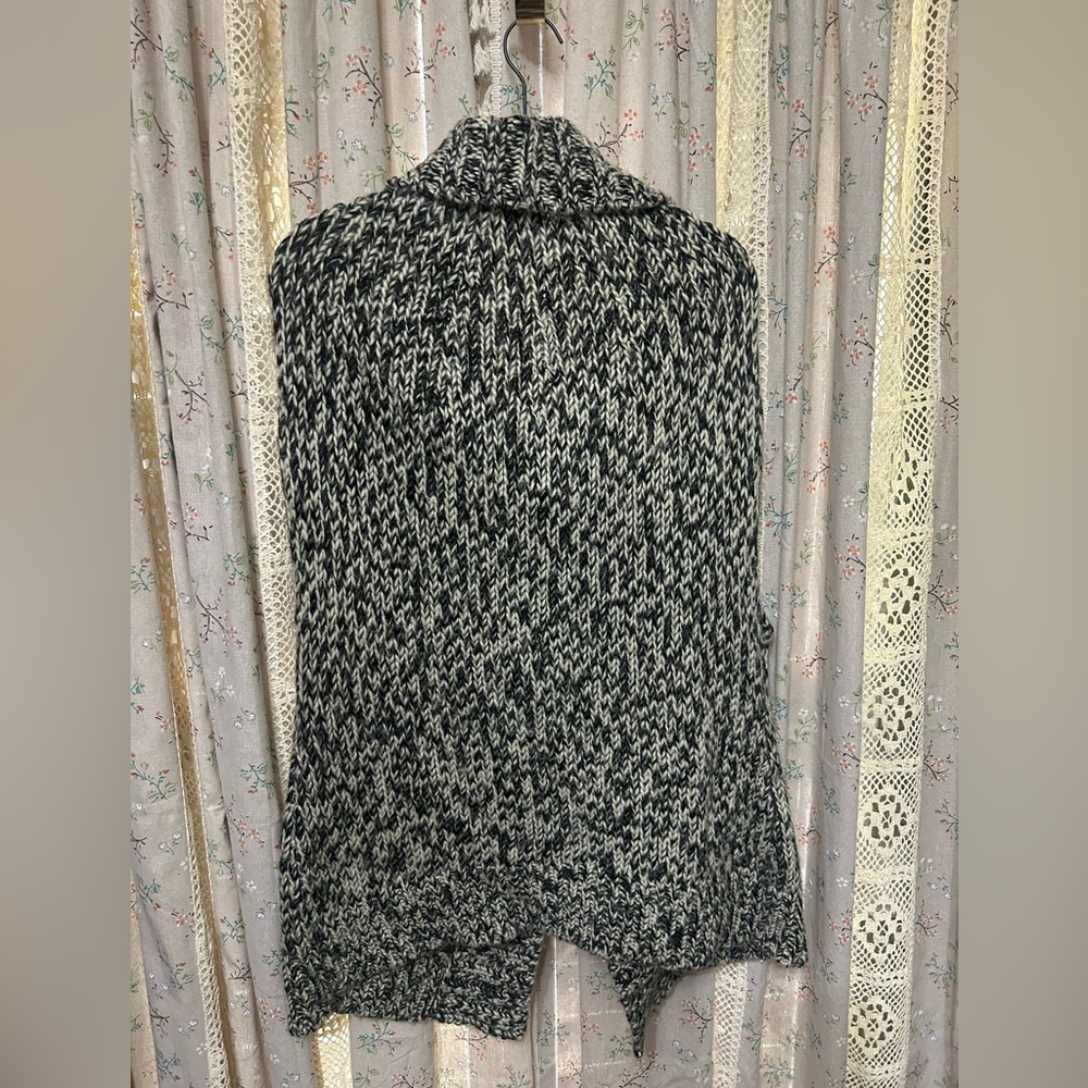 Anthropologie Moth Sleeveless Chunky Knit Gray Wool‎ Sweater Size Large
